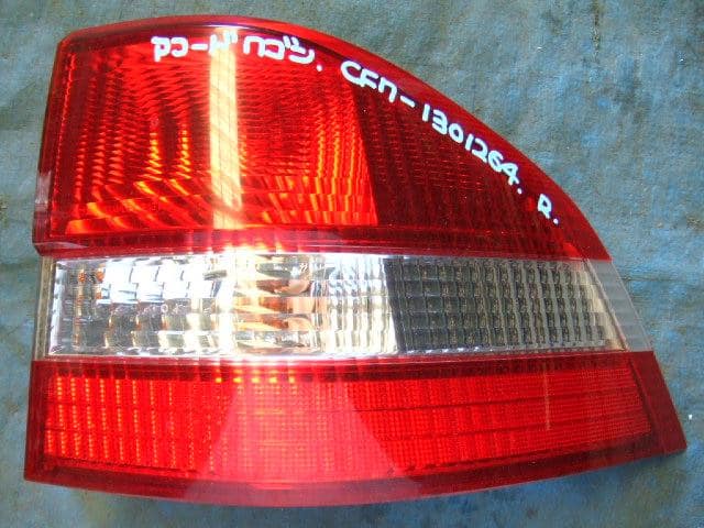 Right Tail Light HONDA Accord Wagon 2002 LA-CF7 — photo 1