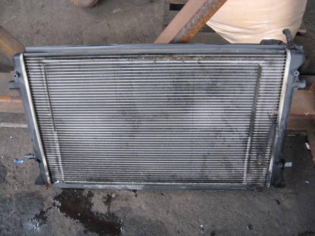 Radiator VOLKSWAGEN Golf 2005 GH-1KBLX — photo 2