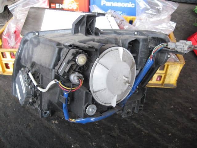 Right Headlight NISSAN Stagea 2004 GH-M35 26555AQ025 — photo 2