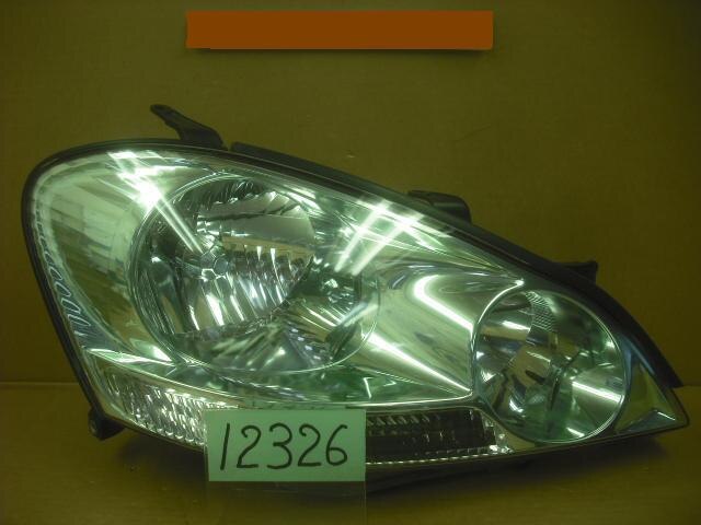 Right Headlight TOYOTA Ipsum 2001 TA-ACM21 — photo 1
