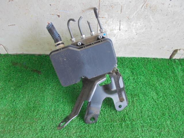 ABS Actuator TOYOTA Vitz 2011 DBA-NSP130 — photo 1