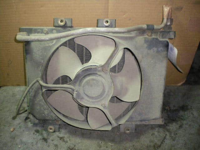 Condenser MITSUBISHI Delica 1990 Q-P25W — photo 2