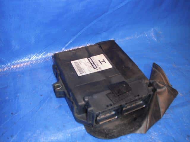 Engine Control Unit SUZUKI Wagon R 1999 GF-MC11S 1120008142 — photo 3