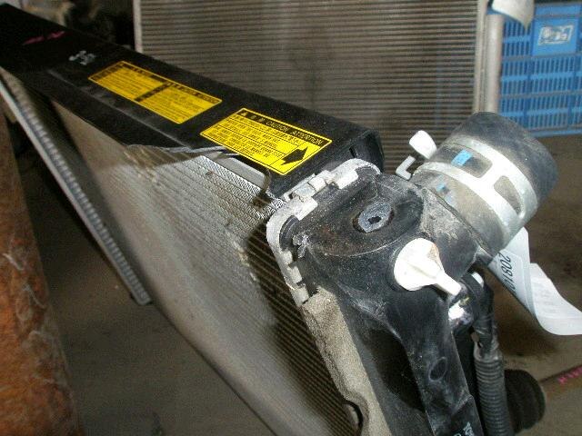 Radiator TOYOTA OPA 2001 TA-ZCT10 — photo 2