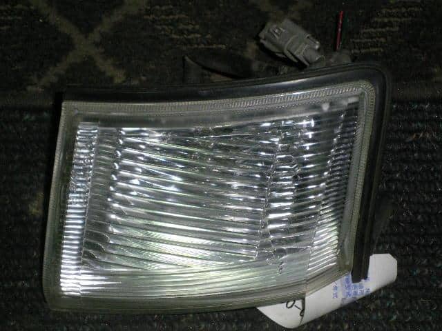 Right Side Marker Light TOYOTA Crown 1996 E-JZS153 8161030390 — photo 2