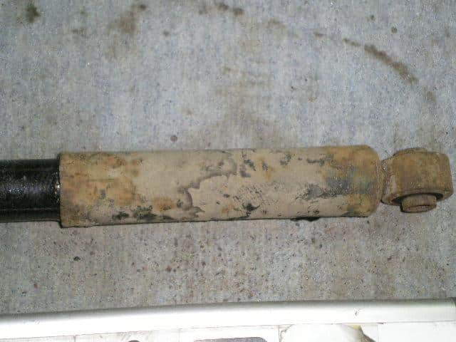 Rear Right Shock Absorber MAZDA Scrum 1999 GD-DH52V 4170079A00 — photo 2