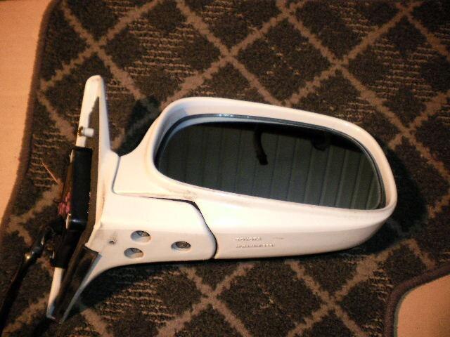 Right Side Mirror TOYOTA Mark II 1998 E-JZX105 — photo 5