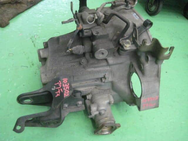 Manual Transmission HONDA Acty 1995 V-HA4 — photo 2