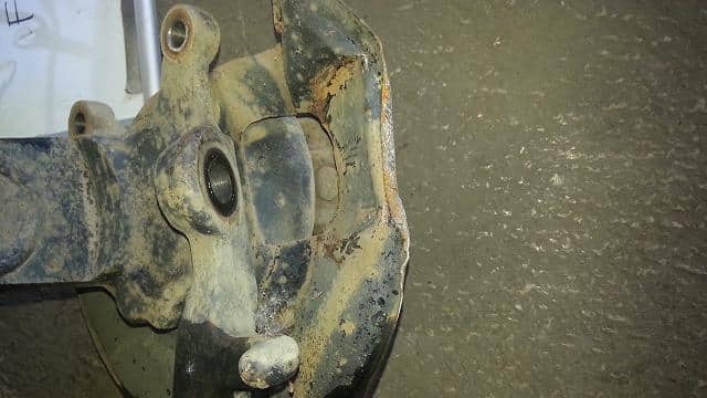 Front Left Strut NISSAN Gloria 1991 Q-UY32 — photo 3