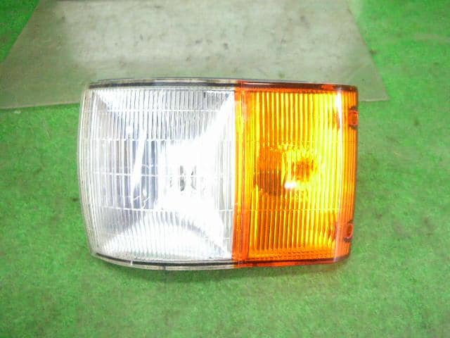 Left Side Marker Light MAZDA 1994 — photo 1