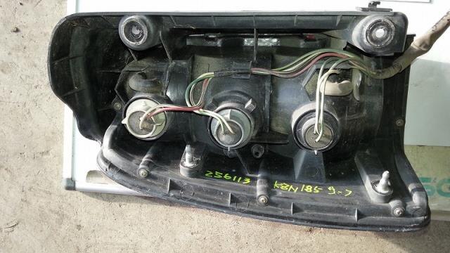 Right Tail Light TOYOTA Hilux Surf 1997 KD-KZN185 — photo 3