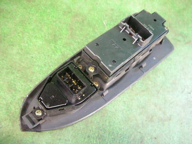 Power Window Switch MAZDA Capella 1998 GF-GWEW — photo 2
