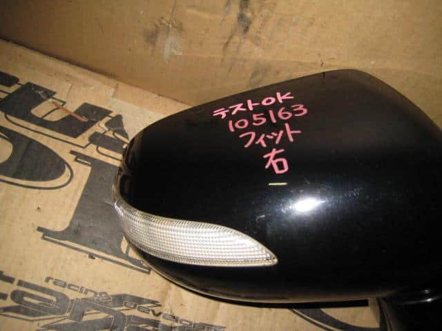 Right Side Mirror HONDA Fit 2005 DBA-GD1 — photo 1