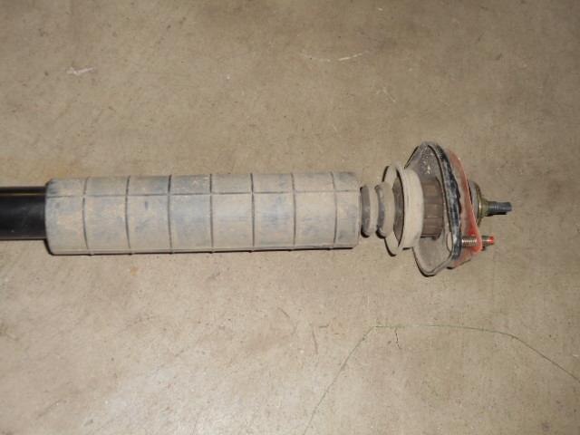 Rear Left Shock Absorber NISSAN Cima 2001 TA-GNF50 — photo 3