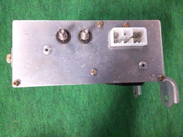 Electrical Component TOYOTA Crown Majesta 1991 E-UZS141 — photo 1