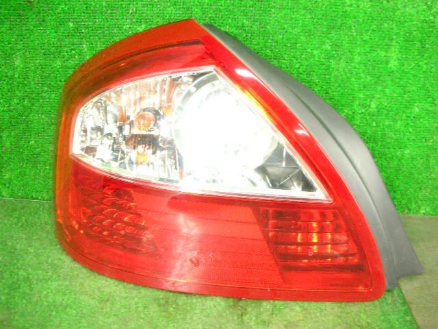 Left Tail Light NISSAN Cima 2001 TA-GNF50 — photo 1