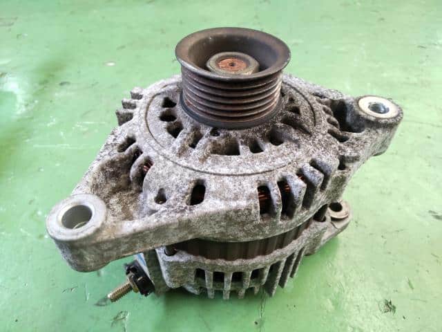 Alternator NISSAN Cube 2001 TA-ANZ10 — photo 1