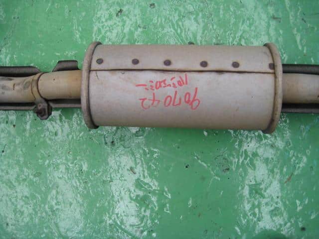 Exhaust Center Muffler MITSUBISHI Pajero Mini 1996 E-H51A — photo 1