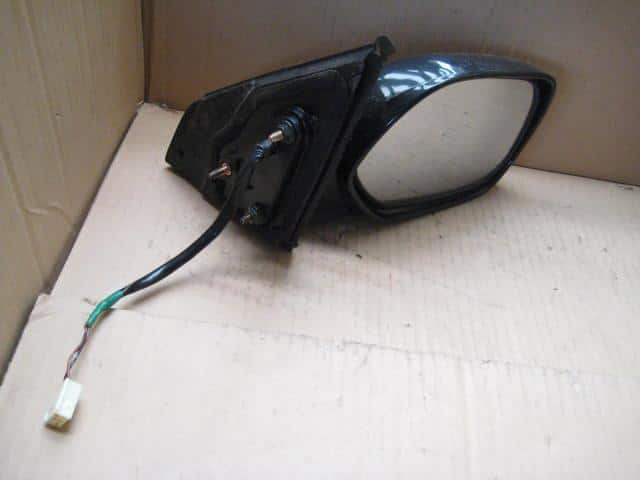 Right Side Mirror TOYOTA Fun Cargo 2000 GH-NCP20 — photo 2
