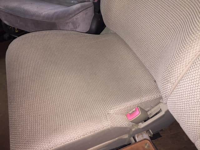 Driver's Seat NISSAN Cube 2005 DBA-YGNZ11 — photo 3