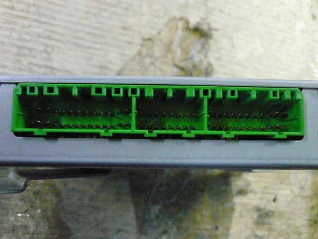 Engine Control Unit MAZDA Az wagon 1997 E-CZ51S PCMSA074 — photo 3