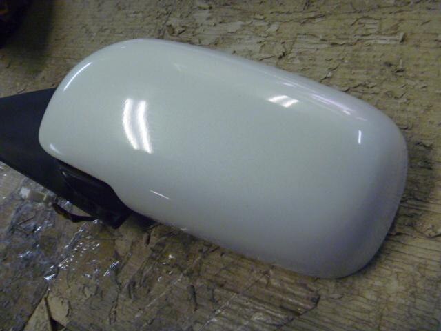 Left Side Mirror NISSAN Avenir 1998 GF-PW11 — photo 2