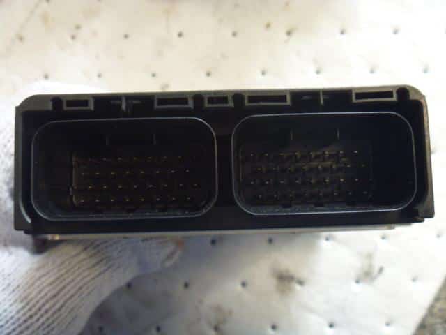 Engine Control Unit MAZDA Laputa 2003 TA-HP22S 1A8018880 — photo 4
