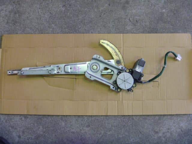 Front Left Door Regulator SUBARU Pleo 1999 GF-RA1 — photo 1