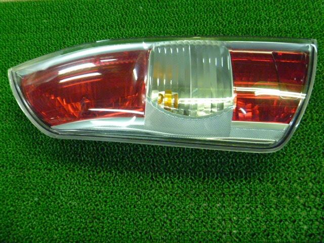 Left Tail Light TOYOTA Passo 2004 DBA-KGC10 — photo 4