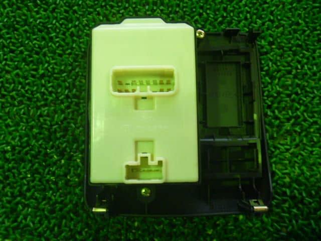 Power Window Switch DAIHATSU Mira 2003 TA-L250S — photo 2