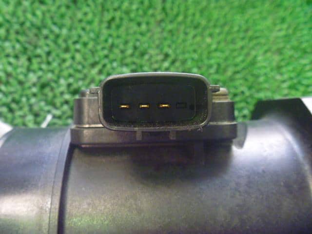 Air Flow Meter NISSAN Wingroad 1997 E-WHY10 226802J200 — photo 3