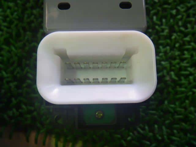 Power Window Switch MITSUBISHI Minica 1999 GF-H42A — photo 4