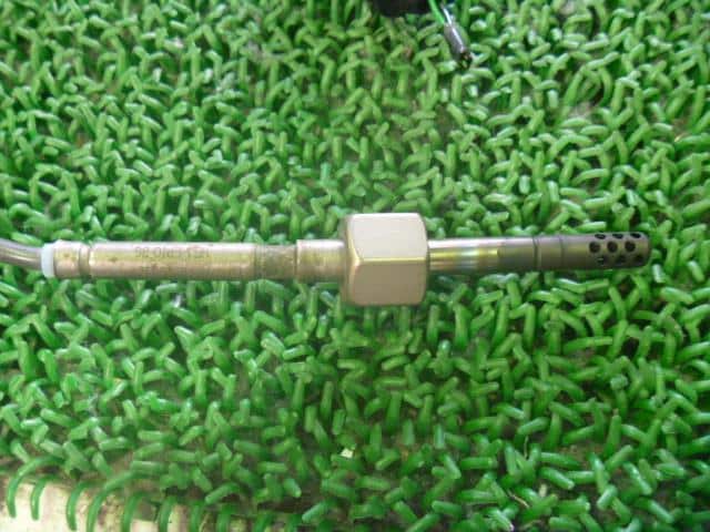 Sensor VOLKSWAGEN Golf 2004 GH-1KAXW — photo 2