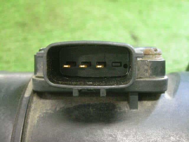 Air Flow Meter NISSAN Elgrand 1997 KD-AVWE50 — photo 2