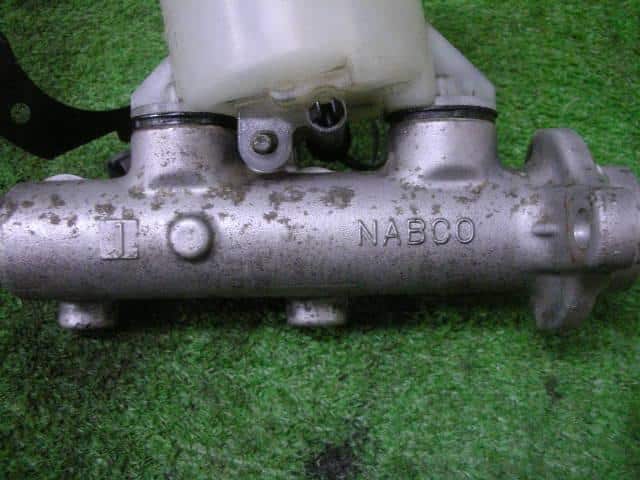 Brake Master Cylinder SUBARU Impreza 1994 E-GF6 — photo 1