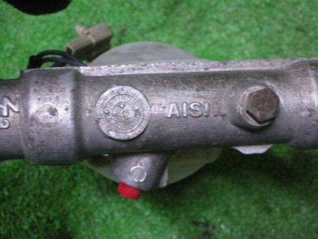 Brake Master Cylinder TOYOTA Starlet 1993 E-EP82 — photo 2