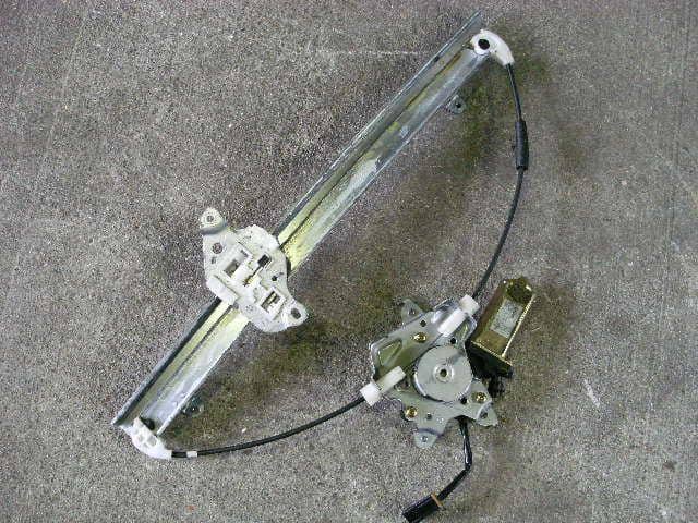Front Right Door Regulator NISSAN Rnessa 1997 E-N30 807305V000 — photo 2