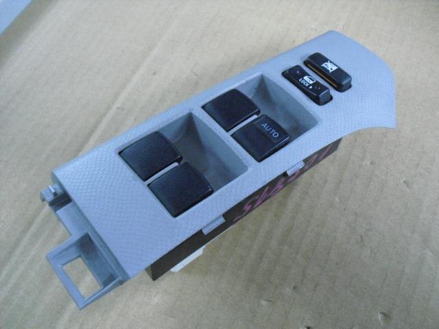 Power Window Switch TOYOTA Vitz 2007 DBA-SCP90 — photo 1