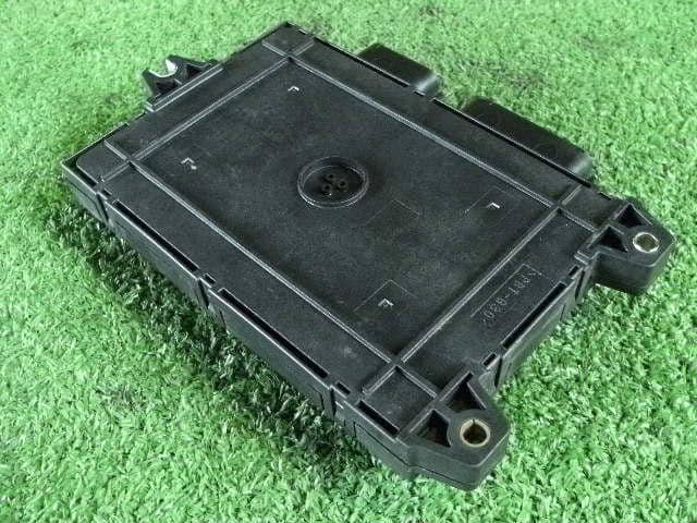 Engine Control Unit SUZUKI Wagon R 2004 UA-MH21S 3392058J01 — photo 2