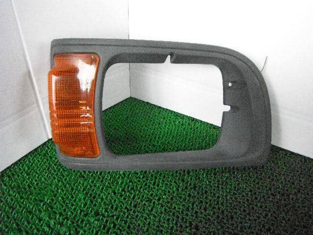 Right Side Marker Light MITSUBISHI Minicab 1995 V-U41 — photo 1