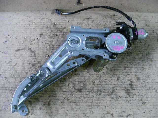 Rear Right Door Regulator NISSAN Cedric 2003 TA-HY34 — photo 1