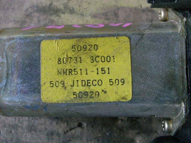 Front Left Door Regulator NISSAN Serena 1995 KB-VVJC23 807313C001 — photo 3