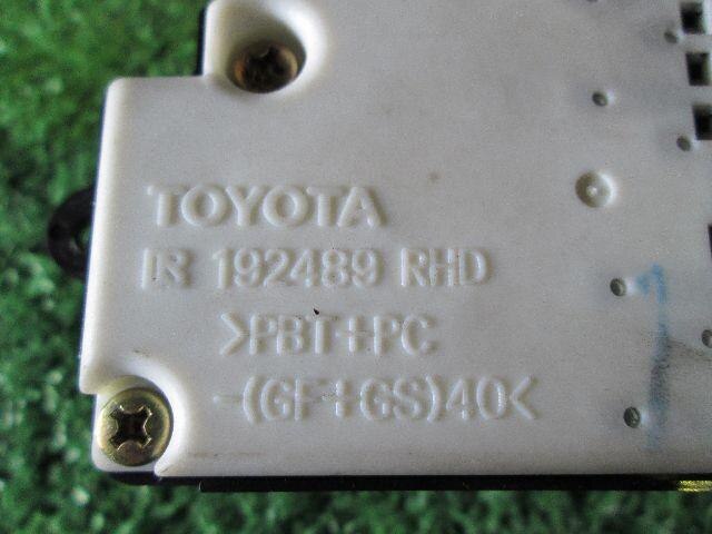 Power Window Switch TOYOTA Windom 1998 GF-MCV21 — photo 3