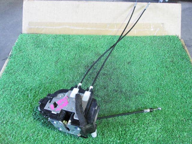 Door Lock Solenoid NISSAN March 2004 UA-AK12 — photo 2
