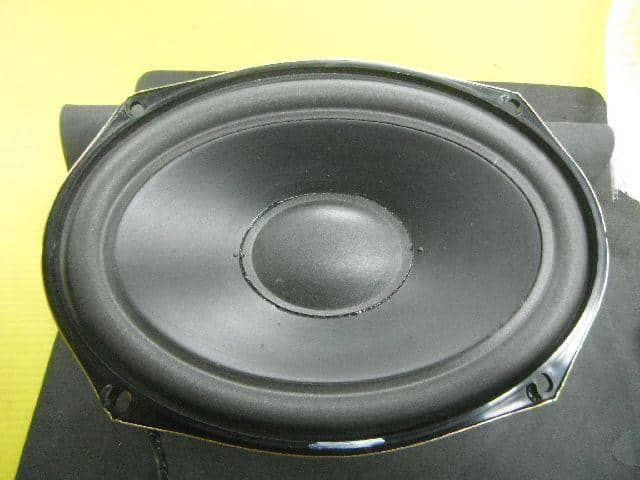Speaker SUBARU Legacy 2000 GF-BH5 — photo 1