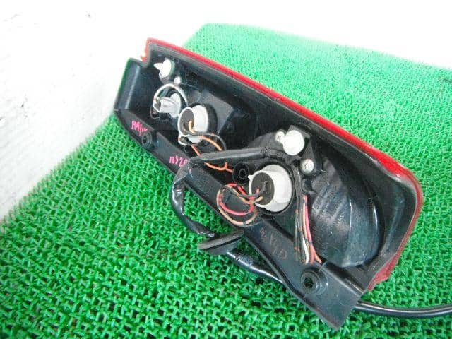 Left Tail Light NISSAN Otti 2006 DBA-H91 — photo 3