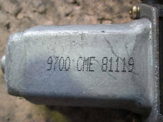 Front Left Door Regulator HONDA Saber 1999 GF-UA5 72250S0KJ01 — photo 3