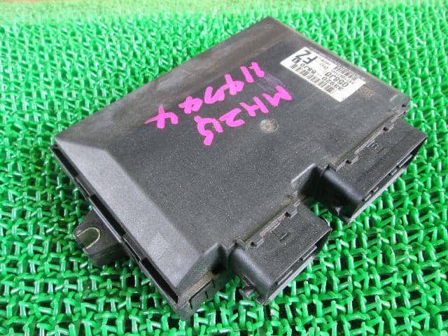 Engine Control Unit SUZUKI Wagon R 2004 UA-MH21S 3392058J01 — photo 1