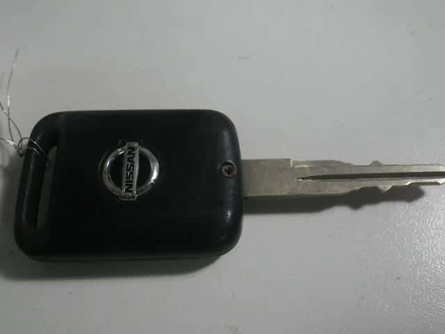 Keyless Entry Remote Control Key NISSAN March 2005 DBA-YK12 — photo 2