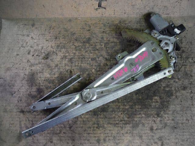 Front Right Door Regulator MITSUBISHI eK Sport 2004 CBA-H81W — photo 1